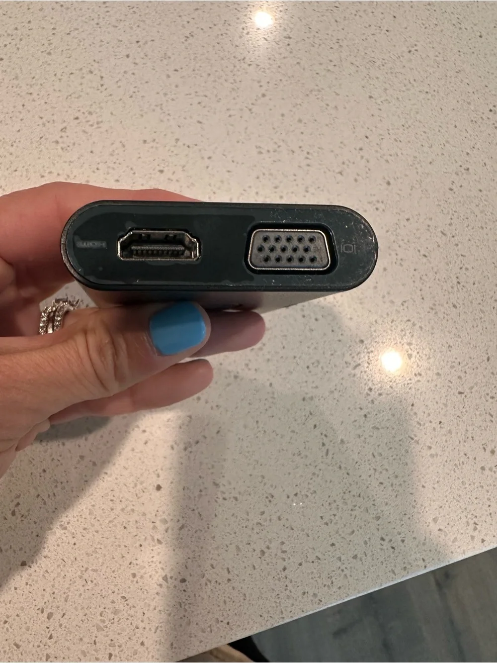 Dell Adapter - USB-C to HDMI/VGA/Ethernet/USB 3.0 DA200